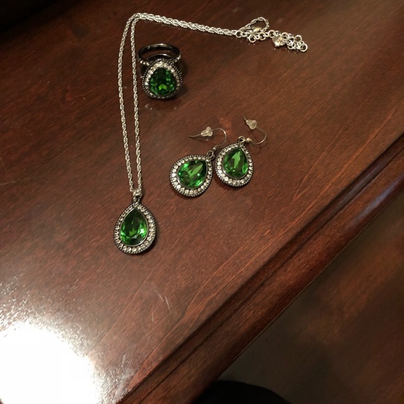 Brighton set - Picture 2 of 2